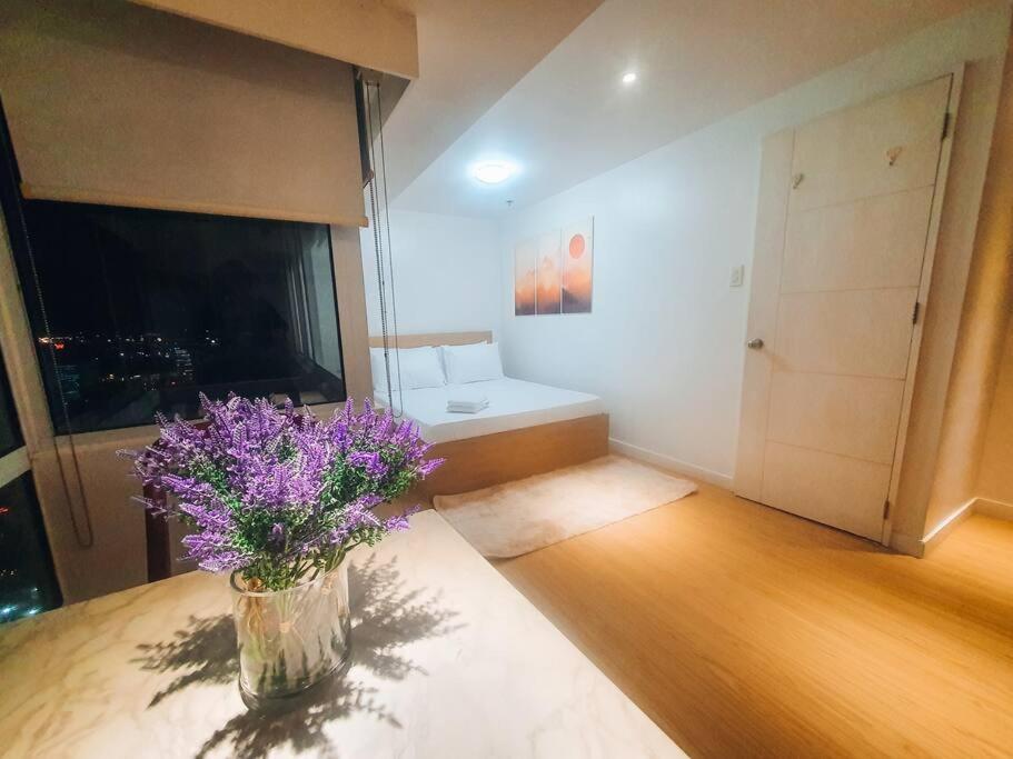 Bgc Taguig Cozy 2 Bedroom Loft, With Stunning Bgc Skyline View! Манила Екстериор снимка