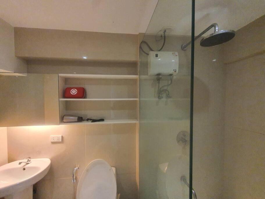 Bgc Taguig Cozy 2 Bedroom Loft, With Stunning Bgc Skyline View! Манила Екстериор снимка
