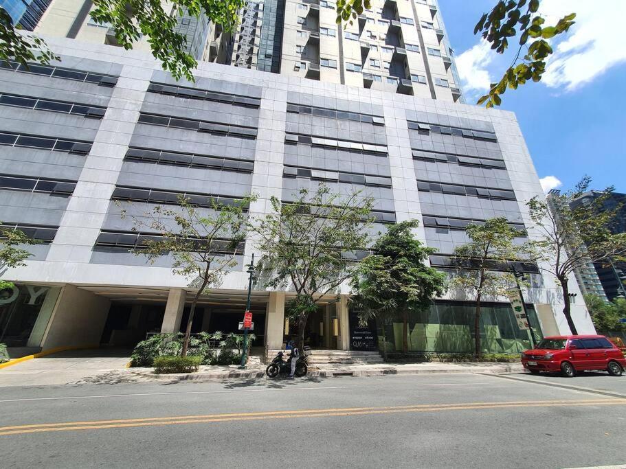 Bgc Taguig Cozy 2 Bedroom Loft, With Stunning Bgc Skyline View! Манила Екстериор снимка